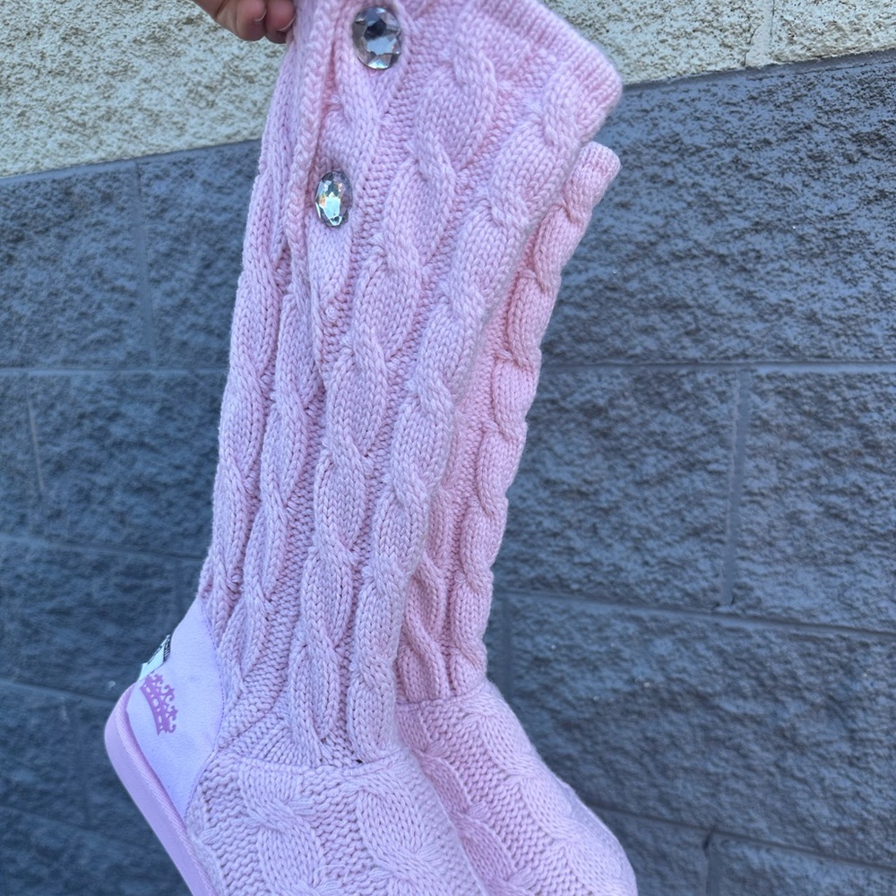 Juicy couture pink sweater boots 8 great condition!
